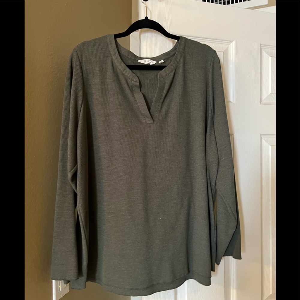Candace Cameron Bure thermal, long sleeve shirt 3x
